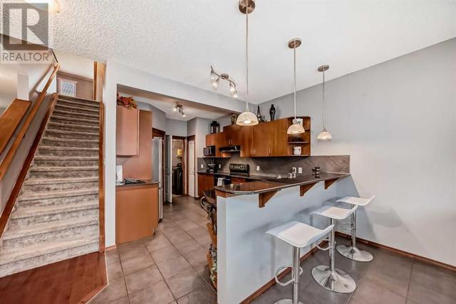 186 Everglen Crescent Sw, House detached with 3 bedrooms, 2 bathrooms and 4 parking in Calgary AB | Image 6