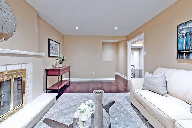 80 Long Island Cres, House detached with 4 bedrooms, 3 bathrooms and 6 parking in Markham ON | Image 7