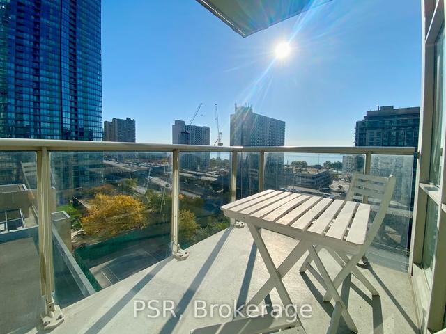 1009 - 35 Mariner Terr, Condo with 2 bedrooms, 2 bathrooms and 1 parking in Toronto ON | Image 20