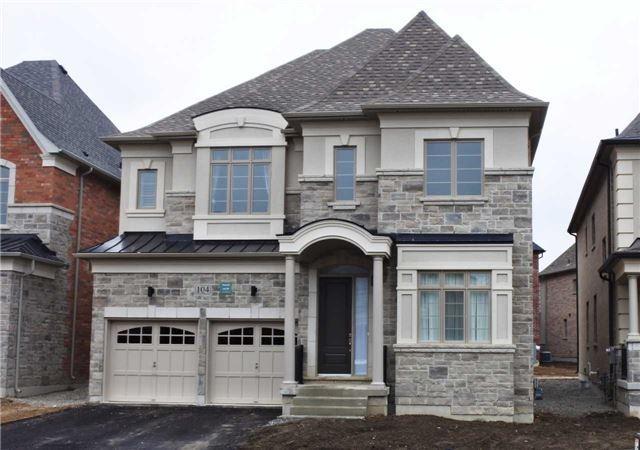 104 Hamster Cres, House detached with 4 bedrooms, 5 bathrooms and 4 parking in Aurora ON | Image 1