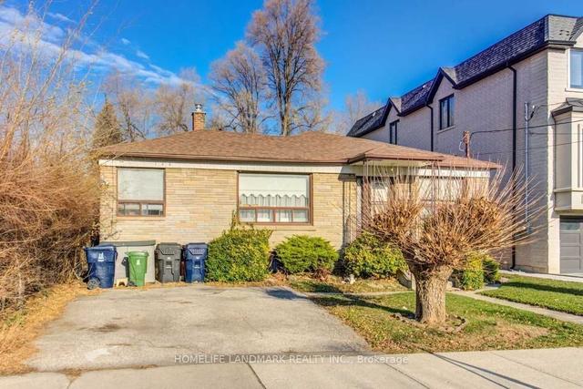 146 Bannockburn Ave, House detached with 3 bedrooms, 4 bathrooms and 2 parking in Toronto ON | Image 1