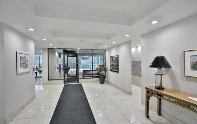 203 - 2010 Islington Ave, Condo with 3 bedrooms, 2 bathrooms and 2 parking in Toronto ON | Image 12