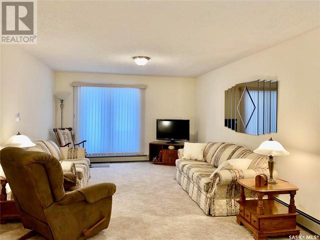 304 - 311 W 1st Street, Condo with 3 bedrooms, 2 bathrooms and null parking in Rosetown SK | Image 6