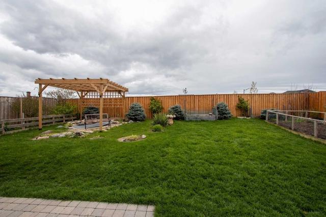 1613 Quail Run Dr, House detached with 4 bedrooms, 5 bathrooms and 4 parking in Oshawa ON | Image 10