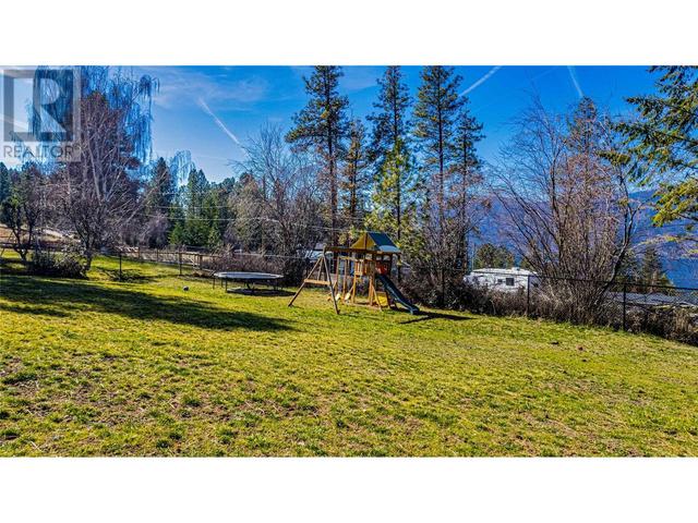 5555 Stubbs Road, House detached with 3 bedrooms, 2 bathrooms and 10 parking in Lake Country BC | Image 68