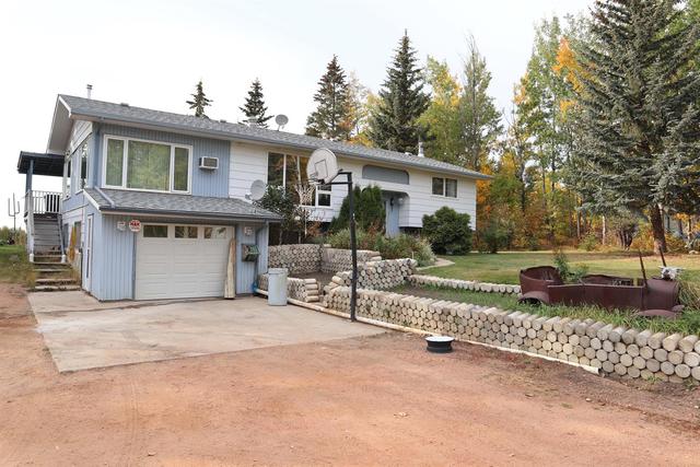 4701 22 Street, House detached with 4 bedrooms, 2 bathrooms and null parking in Wetaskiwin County No. 10 AB | Image 2