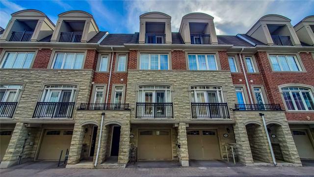 21 Slingsby Lane, House attached with 3 bedrooms, 4 bathrooms and 2 parking in Toronto ON | Card Image
