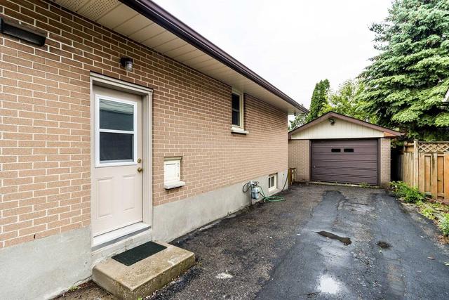 upper - 344 Stevenson Rd Rd N, House detached with 3 bedrooms, 1 bathrooms and 4 parking in Oshawa ON | Image 27