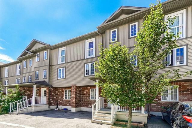 9 - 55 Mooregate Cres, Townhouse with 3 bedrooms, 3 bathrooms and 1 parking in Kitchener ON | Image 23