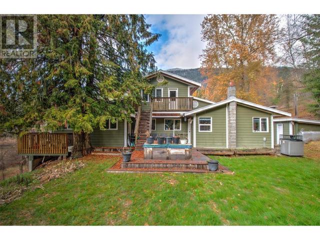 538 North Fork Road, House detached with 5 bedrooms, 4 bathrooms and 15 parking in North Okanagan E BC | Image 40