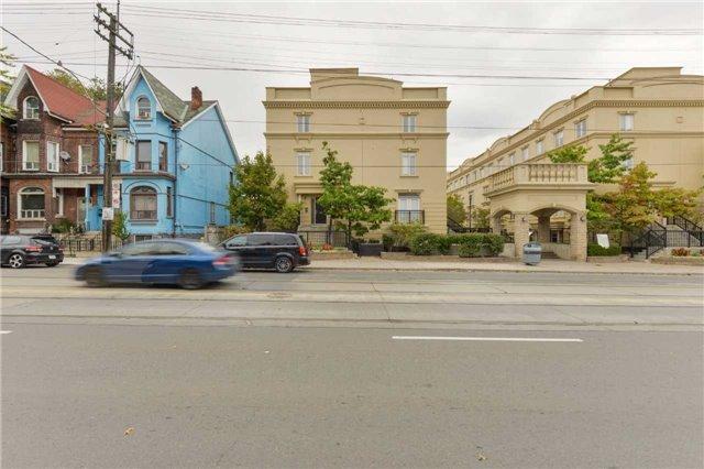 Th16 - 98 Carr St, Townhouse with 1 bedrooms, 1 bathrooms and 1 parking in Toronto ON | Image 2