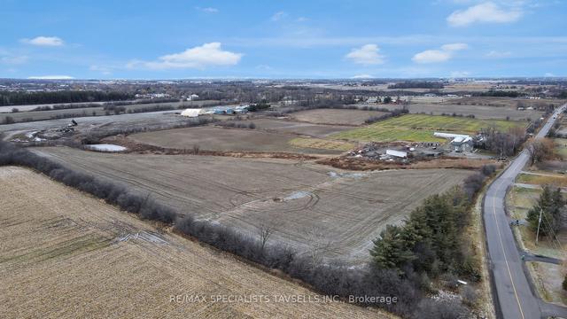 6824 Healey Rd, Home with 4 bedrooms, 2 bathrooms and 15 parking in Caledon ON | Image 5