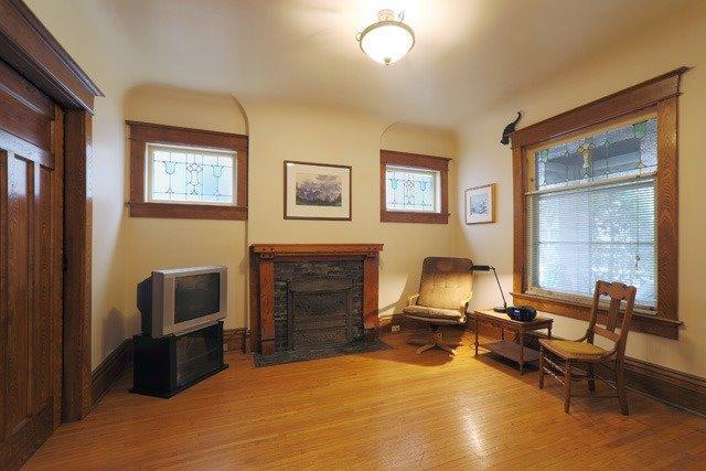 365 Main St, House detached with 5 bedrooms, 3 bathrooms and 2 parking in Toronto ON | Image 7