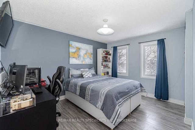 19 Red Cedar Cres, House detached with 4 bedrooms, 4 bathrooms and 6 parking in Brampton ON | Image 16
