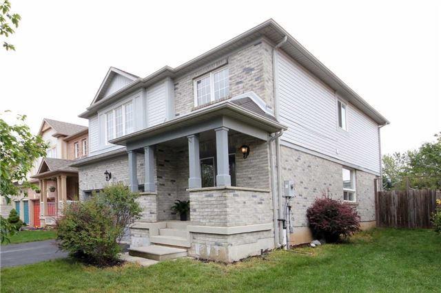 1072 Deacon Dr, House detached with 3 bedrooms, 3 bathrooms and 2 parking in Milton ON | Image 2
