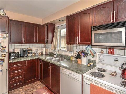 479 Aberfoyle Crt, House detached with 3 bedrooms, 2 bathrooms and 2 parking in Mississauga ON | Image 5