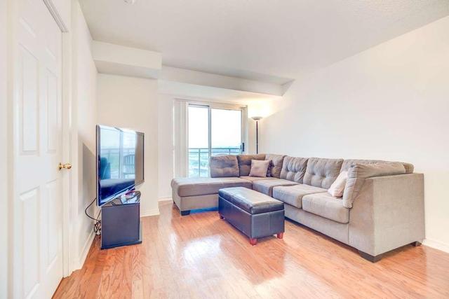 1018 - 39 Oneida Cres, Condo with 2 bedrooms, 1 bathrooms and 1 parking in Richmond Hill ON | Image 9