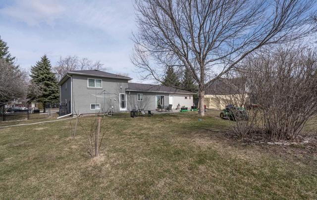 2584 Lawrence Ave, House detached with 3 bedrooms, 2 bathrooms and 8 parking in Innisfil ON | Image 22
