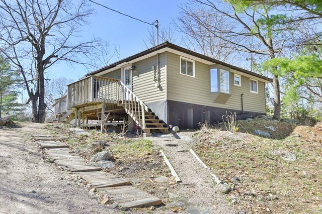 1080 Big Bay Dr W, House detached with 2 bedrooms, 1 bathrooms and 3 parking in Central Frontenac ON | Image 23