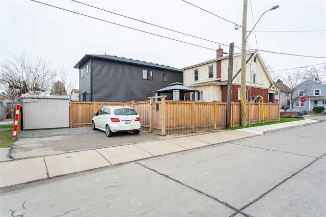 119 Campbell Ave, House detached with 3 bedrooms, 1 bathrooms and 2 parking in Hamilton ON | Image 25