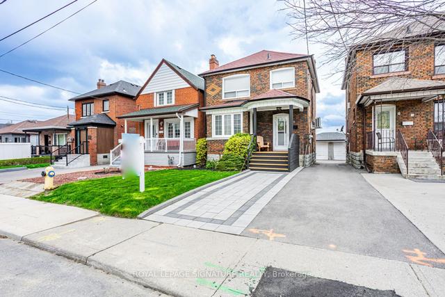 26 Chamberlain Ave, House detached with 3 bedrooms, 2 bathrooms and 3 parking in Toronto ON | Image 26