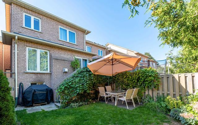 179 Vanguard Rd, House attached with 3 bedrooms, 3 bathrooms and 3 parking in Vaughan ON | Image 21