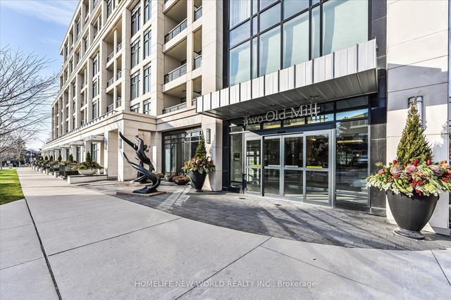 322 - 2 Old Mill Dr, Condo with 1 bedrooms, 2 bathrooms and 1 parking in Toronto ON | Image 1