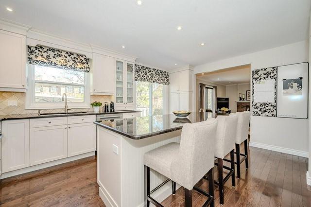 573 Barons Court, House detached with 4 bedrooms, 2 bathrooms and 4 parking in Burlington ON | Image 12