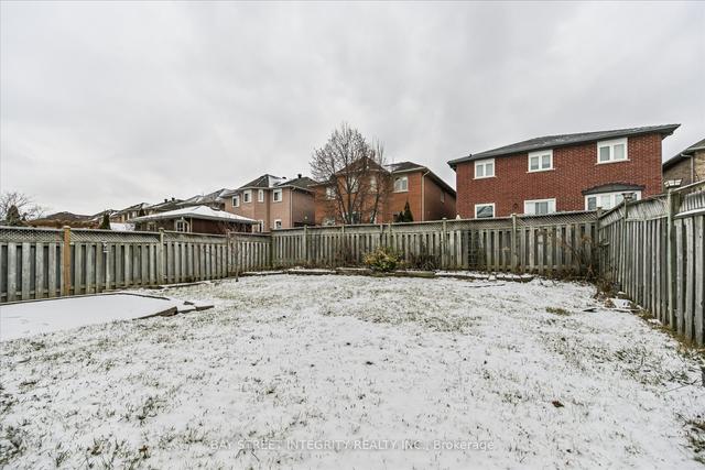67 Grandlea Cres, House detached with 4 bedrooms, 4 bathrooms and 6 parking in Markham ON | Image 33