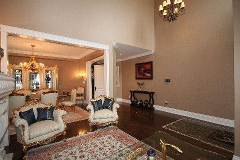 98 Isaiah Dr, House detached with 4 bedrooms, 4 bathrooms and 4 parking in Vaughan ON | Image 3