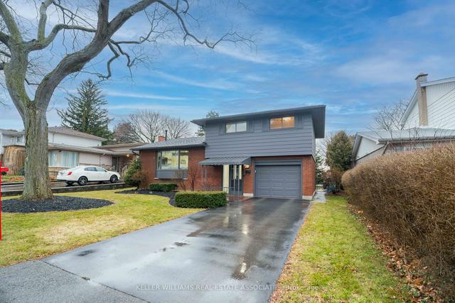 51 Delmar Dr, House detached with 3 bedrooms, 2 bathrooms and 3 parking in Hamilton ON | Image 1