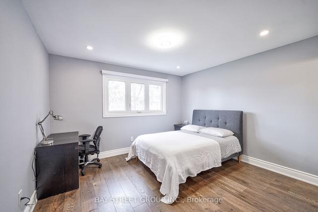 222 Hollywood Ave, House detached with 5 bedrooms, 7 bathrooms and 6 parking in Toronto ON | Image 21