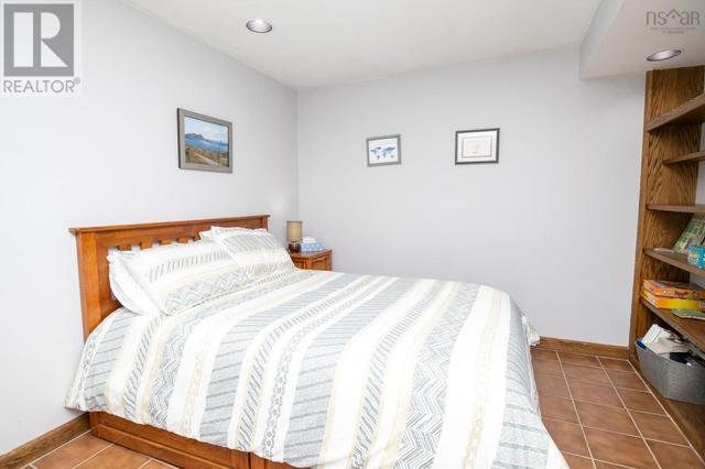 1575 Kings Road, House detached with 3 bedrooms, 2 bathrooms and null parking in Cape Breton NS | Image 39