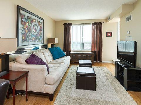 lph 5 - 23 Oneida Cres, Condo with 1 bedrooms, 1 bathrooms and 1 parking in Richmond Hill ON | Image 2