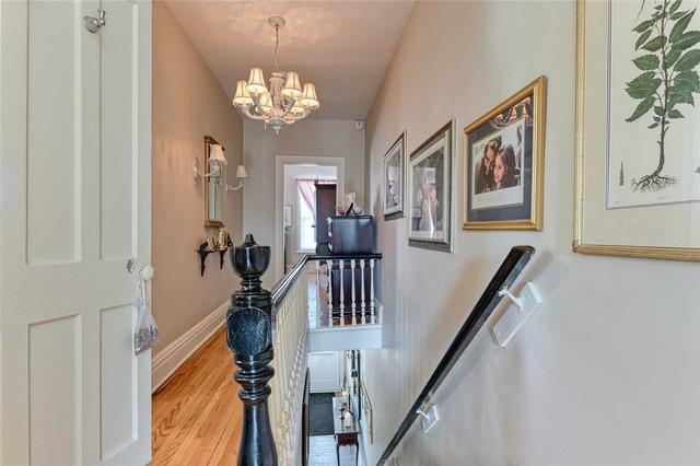 49 Wentworth St N, House semidetached with 2 bedrooms, 2 bathrooms and 0 parking in Hamilton ON | Image 2