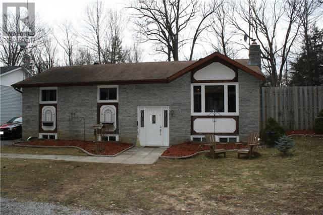 5 Holly St, House detached with 3 bedrooms, 1 bathrooms and 2 parking in Kawartha Lakes ON | Image 1
