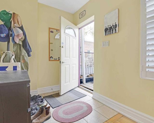 323 Roncesvalles Ave, Condo with 1 bedrooms, 2 bathrooms and 1 parking in Toronto ON | Image 5