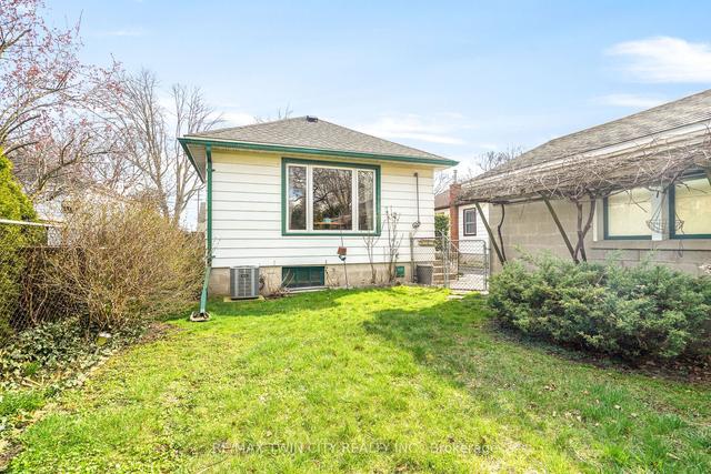 326 Nelson St, House detached with 2 bedrooms, 1 bathrooms and 4 parking in Brantford ON | Image 26