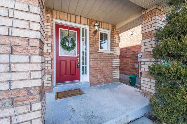 5372 Cosentino Gdns, House semidetached with 3 bedrooms, 3 bathrooms and 5 parking in Mississauga ON | Image 12