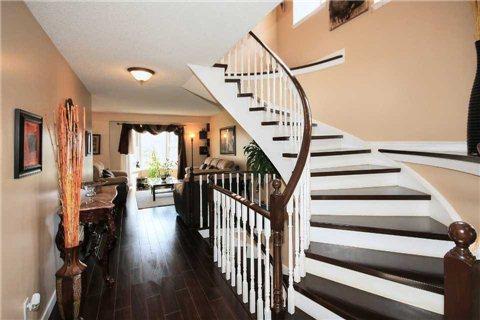 1505 Rawlings Dr, House detached with 3 bedrooms, 3 bathrooms and 2 parking in Pickering ON | Image 4