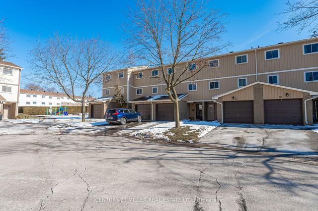84 - 51 Paulander Dr, Townhouse with 3 bedrooms, 2 bathrooms and 2 parking in Kitchener ON | Image 12