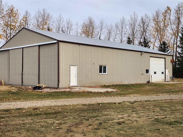 26116 Township Road 390, House detached with 4 bedrooms, 4 bathrooms and 6 parking in Lacombe County AB | Image 25
