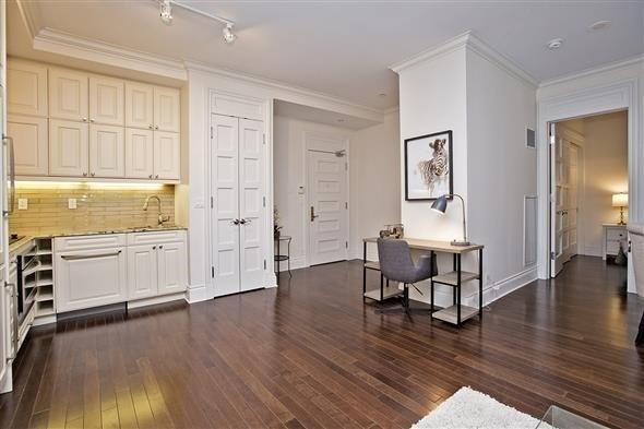 328 - 22 Leader Lane, Condo with 1 bedrooms, 1 bathrooms and null parking in Toronto ON | Image 7