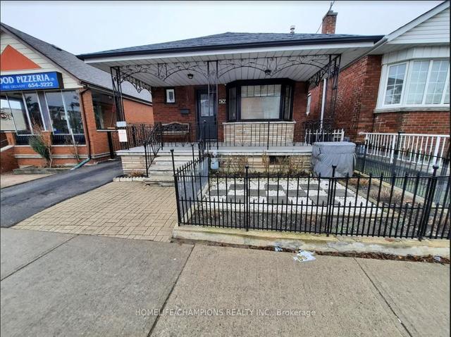 436 Oakwood Ave, House detached with 2 bedrooms, 2 bathrooms and 4 parking in Toronto ON | Image 12