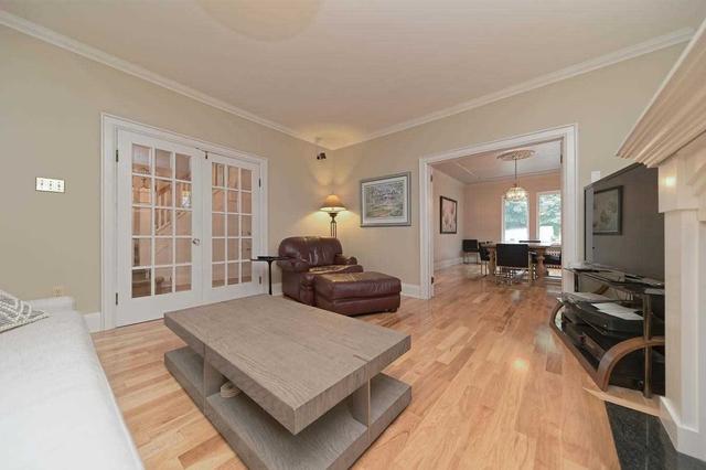 38 Rosedale Ave W, House detached with 6 bedrooms, 3 bathrooms and 4 parking in Brampton ON | Image 37