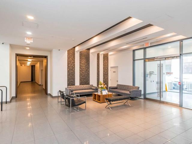 2202 - 20 Bruyeres Mews, Condo with 1 bedrooms, 1 bathrooms and 1 parking in Toronto ON | Image 9