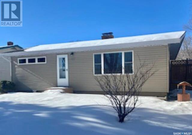 117 Coronation Drive, House detached with 3 bedrooms, 2 bathrooms and null parking in Canora SK | Image 1