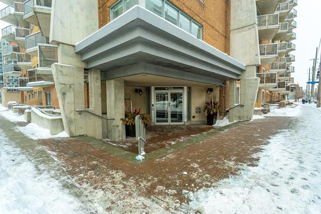 712 - 429 Somerset Street W, Condo with 2 bedrooms, 2 bathrooms and null parking in Ottawa ON | Image 2
