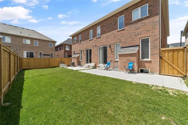 31 Germain Circ, House semidetached with 3 bedrooms, 4 bathrooms and 3 parking in Brampton ON | Image 32