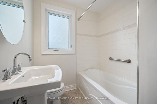 124 Homewood Ave, House detached with 4 bedrooms, 3 bathrooms and 4 parking in Toronto ON | Image 11